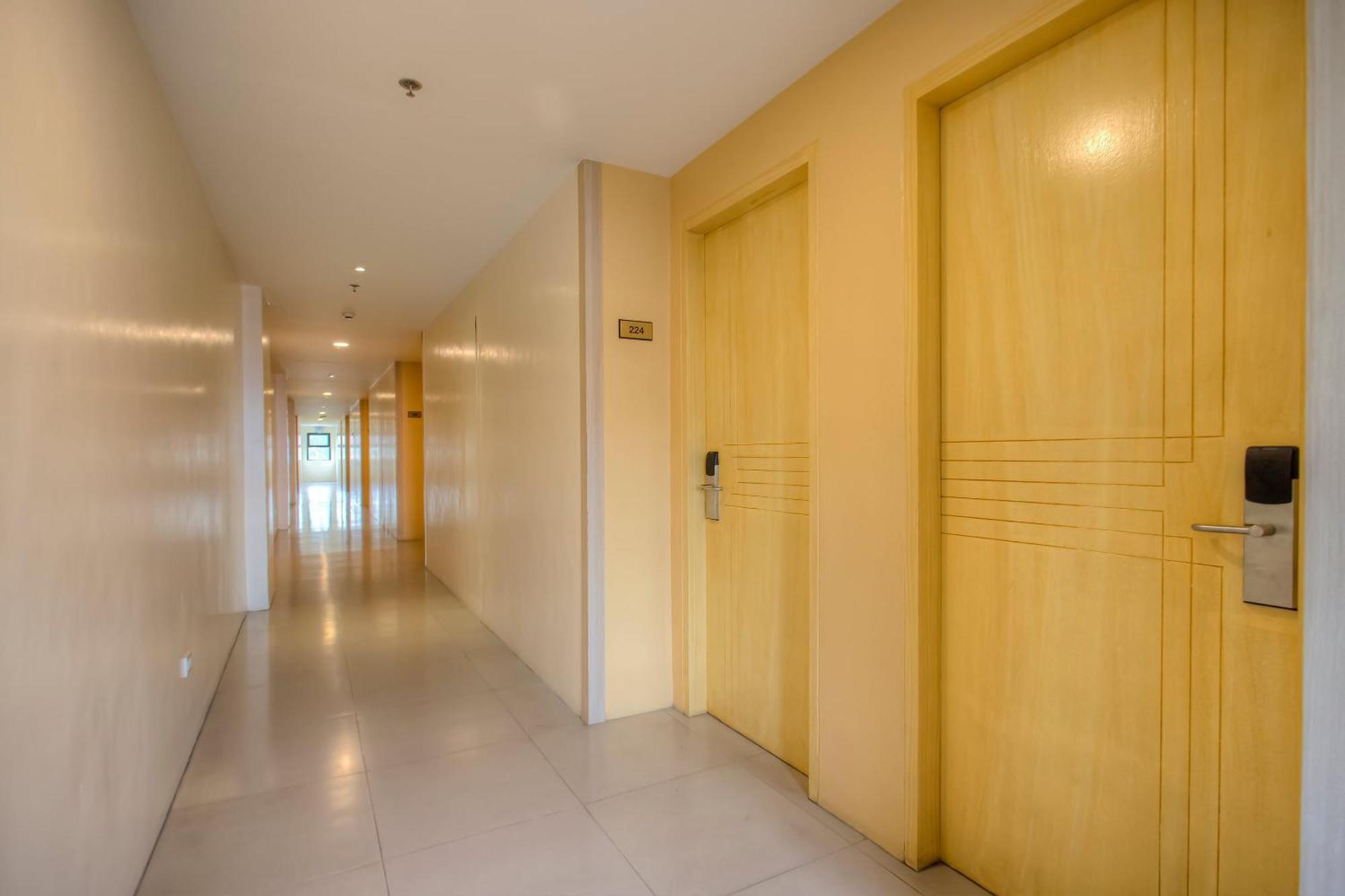 Capital O 827 Speciale Hotel Росарио Экстерьер фото