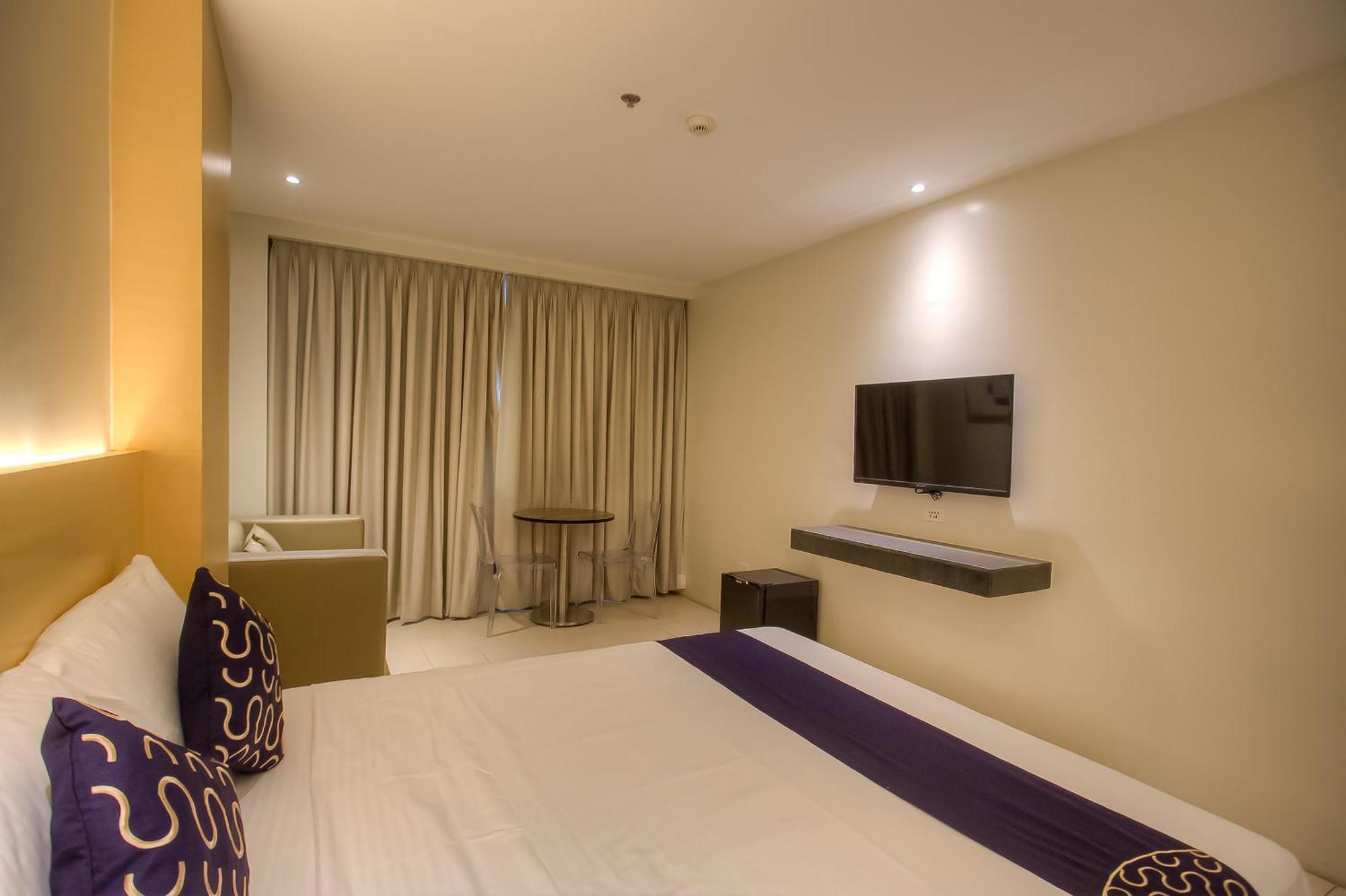 Capital O 827 Speciale Hotel Росарио Экстерьер фото
