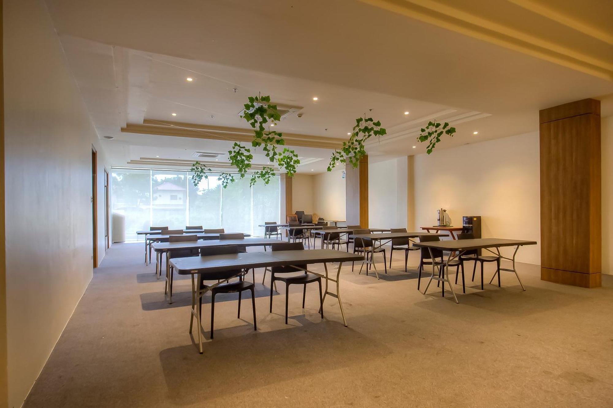 Capital O 827 Speciale Hotel Росарио Экстерьер фото