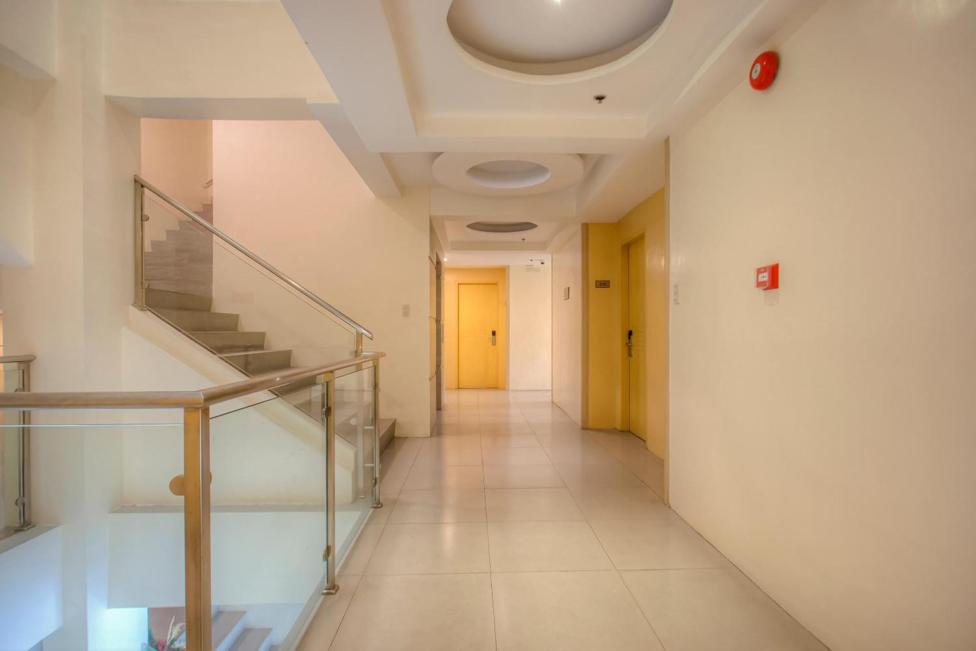Capital O 827 Speciale Hotel Росарио Экстерьер фото