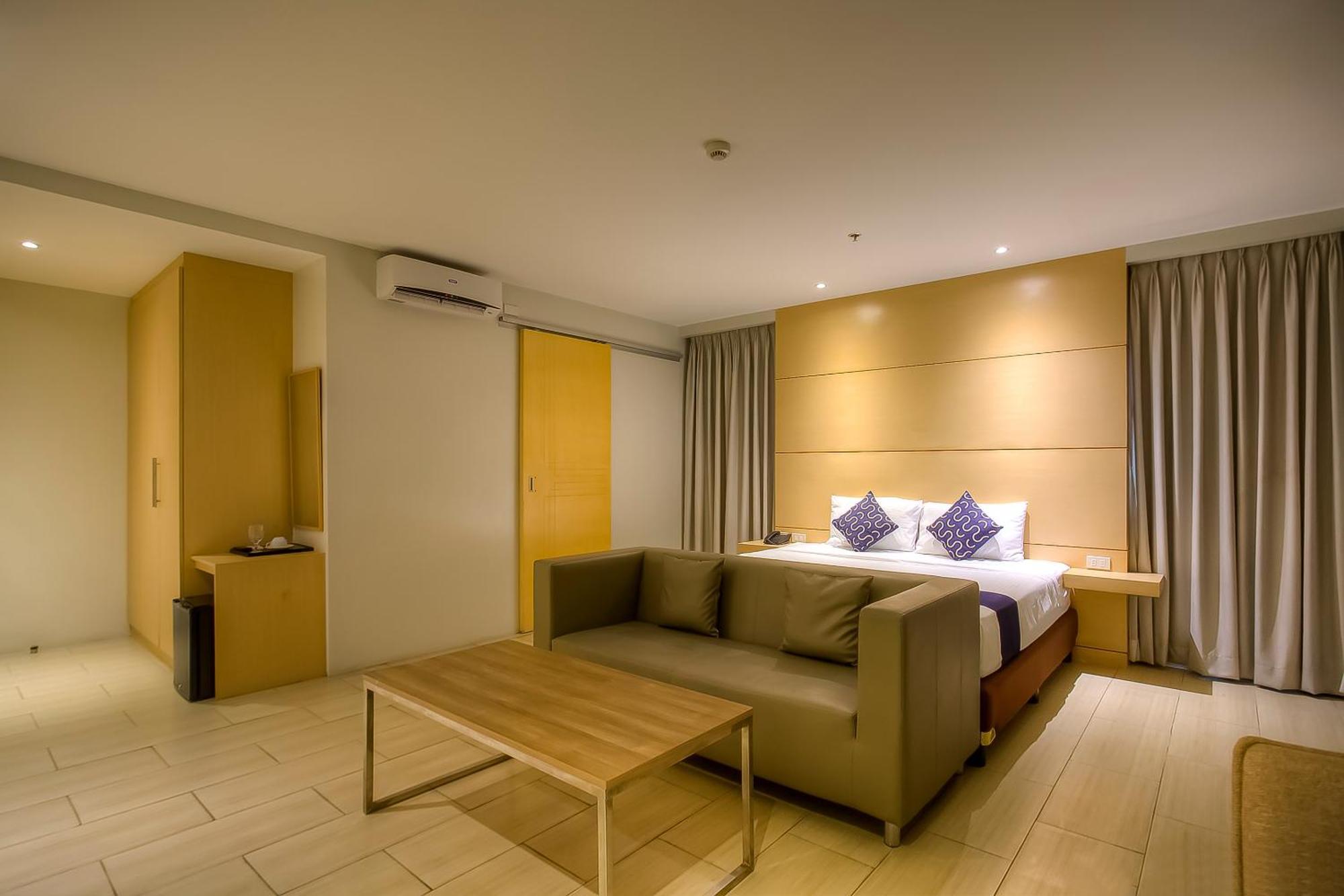 Capital O 827 Speciale Hotel Росарио Экстерьер фото